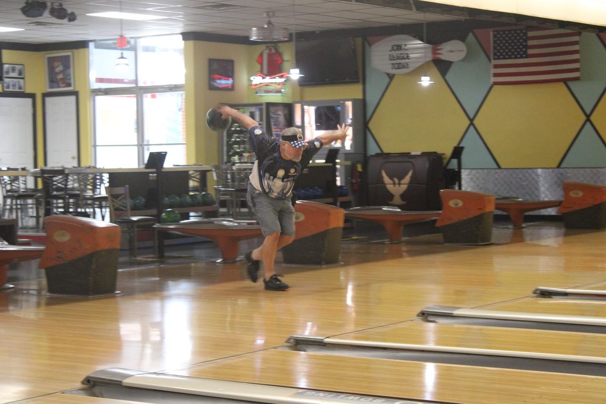 Oxford Lanes’ Generation Gap bowling league brings families and friends together