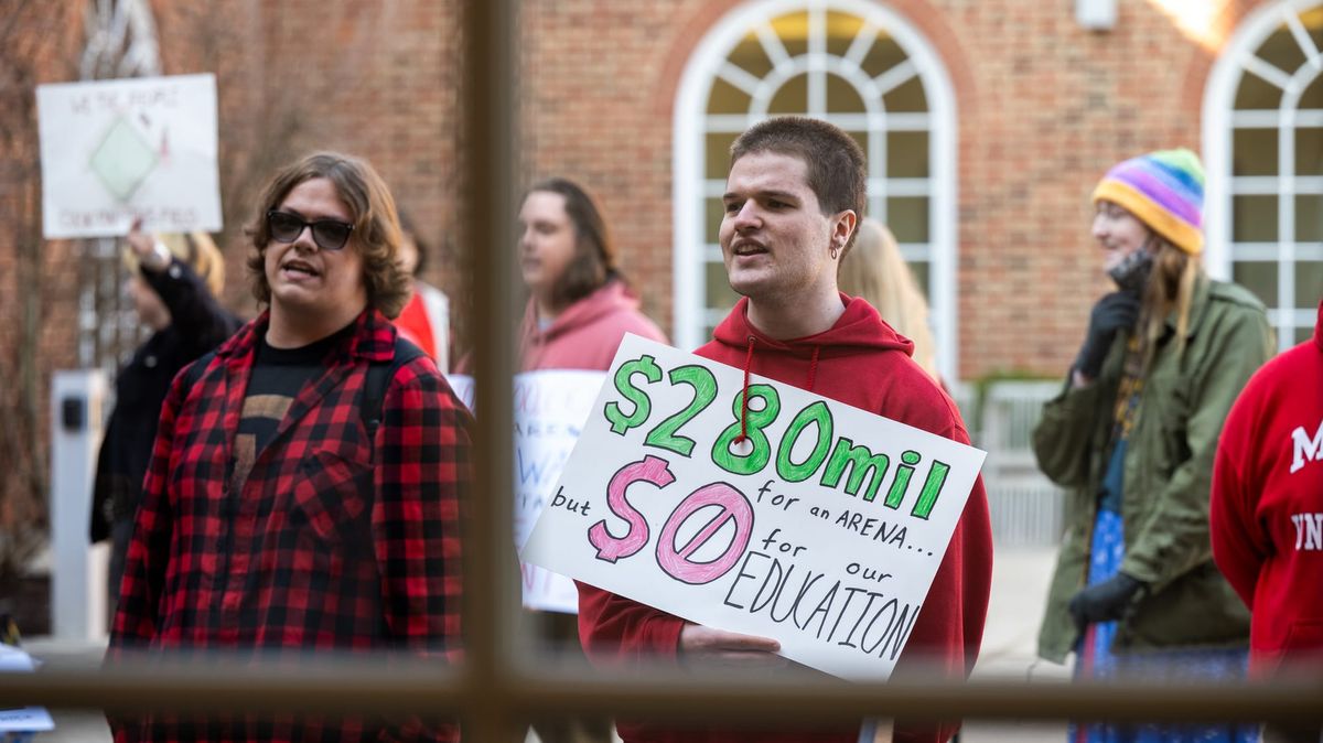 Miami trustees approve $280 million multipurpose arena