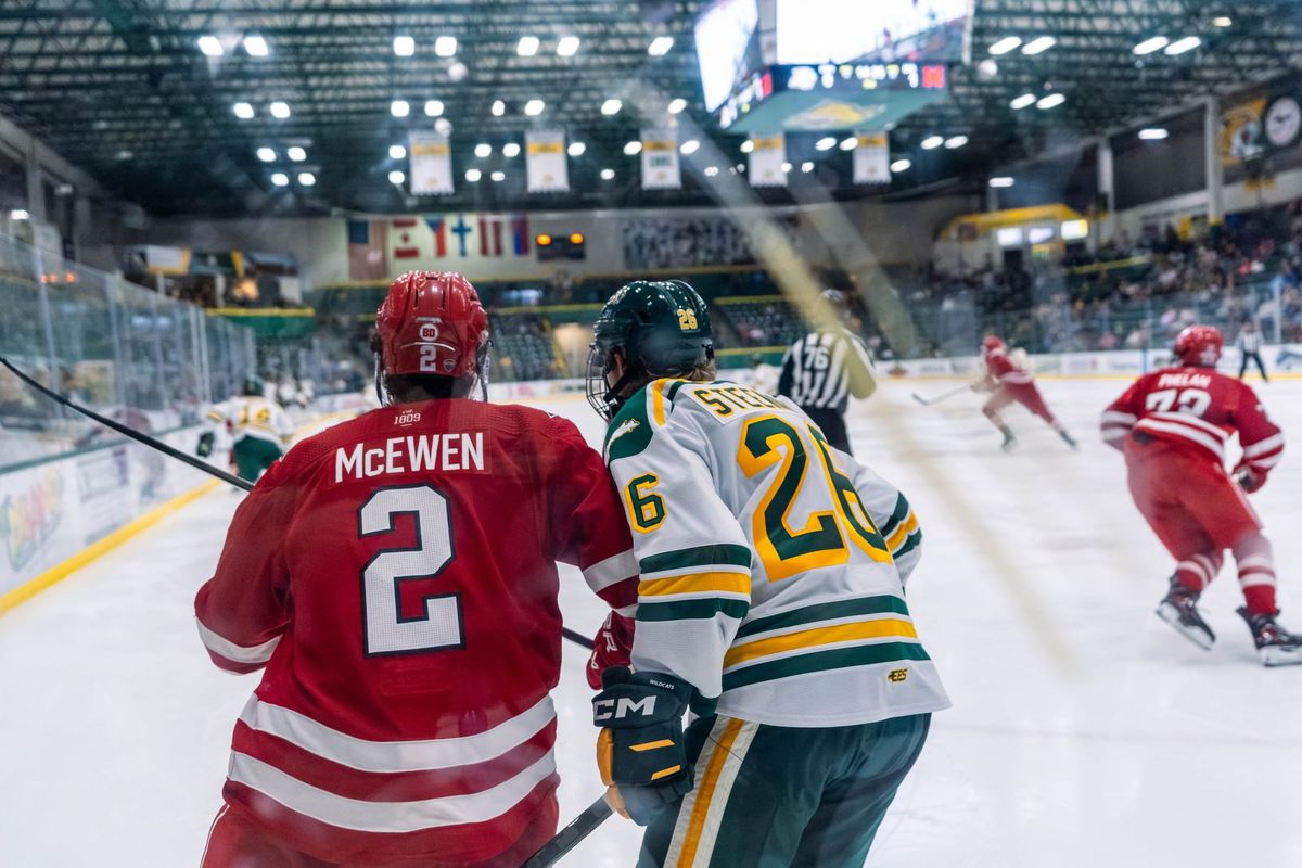 Recap: Miami hockey splits first weekend series against Northern Michigan Wildcats