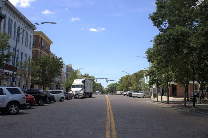 Oxford's High Street at midday under a blue sky