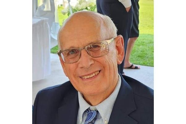 Obituary: Daniel Hutten, Sr.