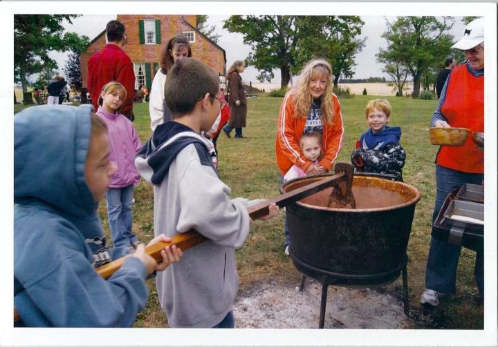 Oxford prepares for 60th annual Apple Butter Festival