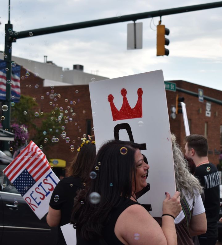 Locals stand up for their beliefs at 'No Kings' protest