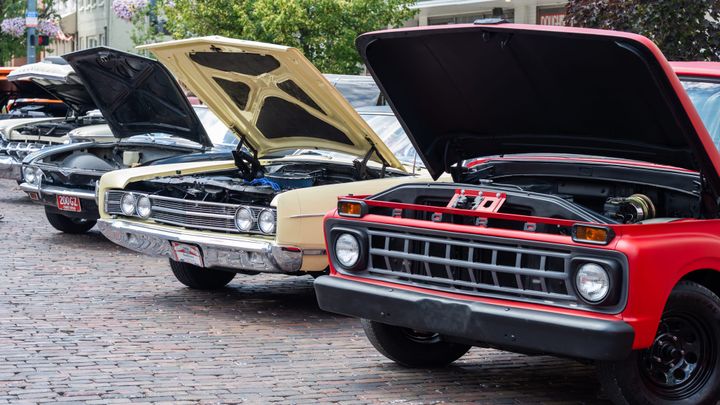 Oxford Masonic Lodge hosts car and bike show