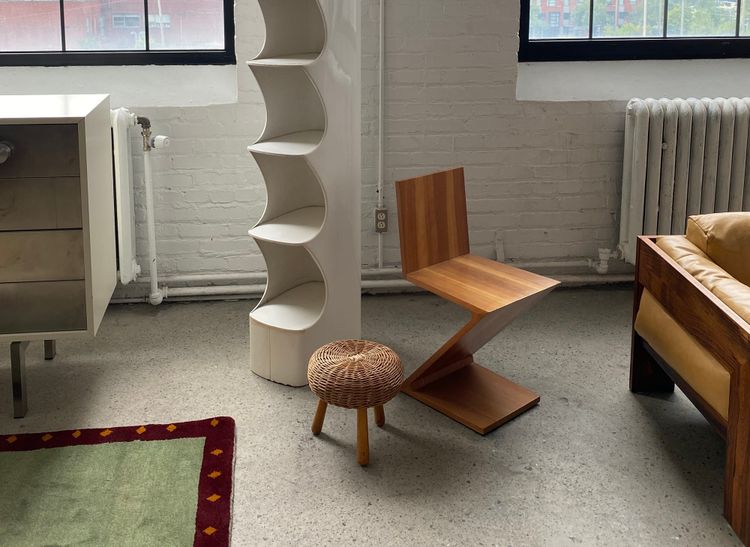 More Montreal stealth stores – let's go!