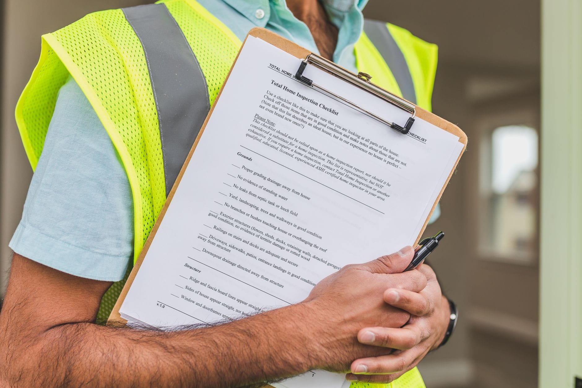 Inspection report showing home systems and condition notes