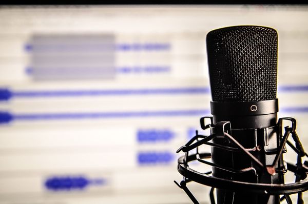 A few of the top podcasts for startup business entrepreneurs in 2025