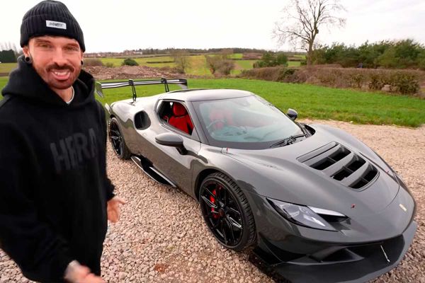 What is Mat Armstrong net worth and how did he make it