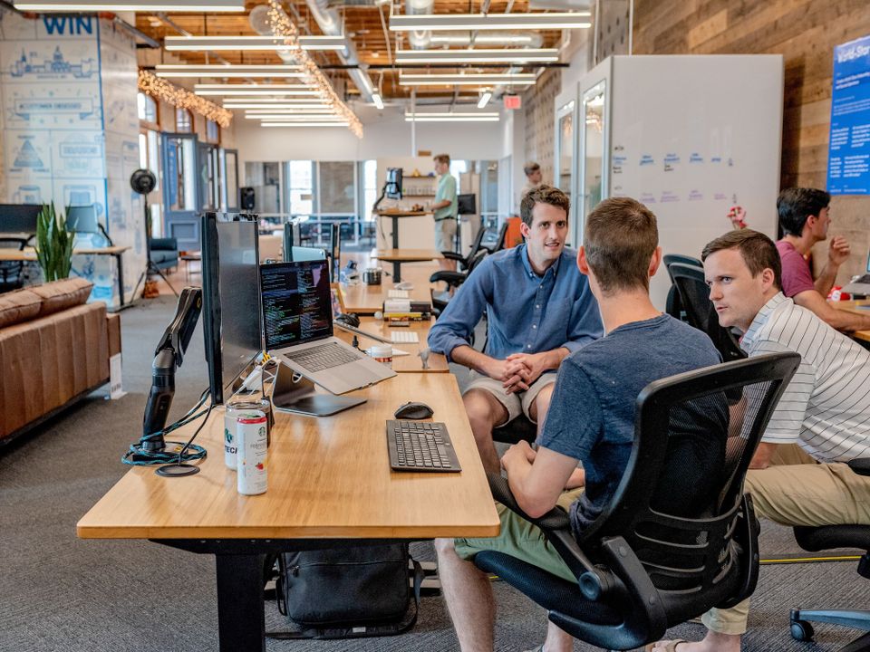 Techstars or YC? Which accelerator should I choose for my business?