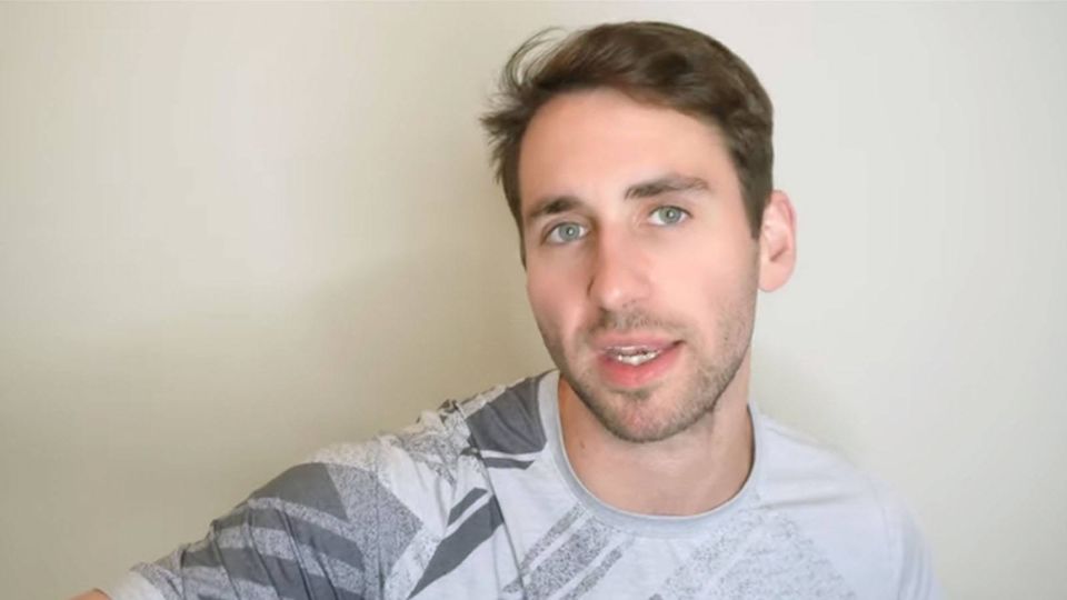 "Stop being lazy. All you need is an iphone to make money" says $160M exited founder