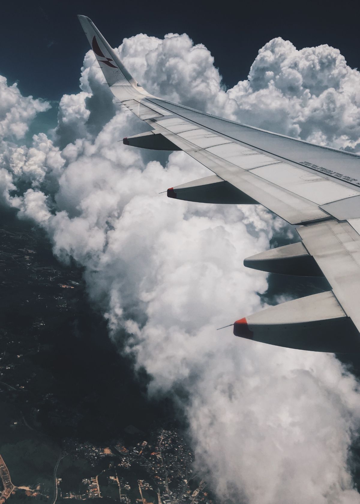 Can you bring a pocket knife on a plane