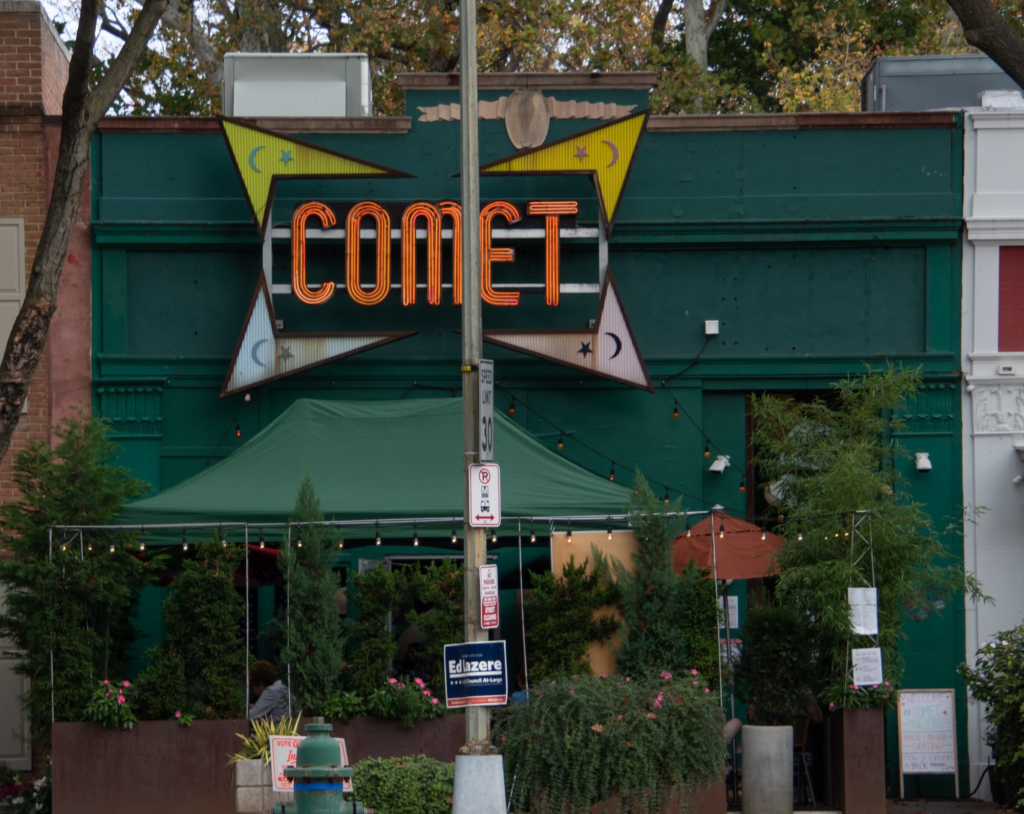 Exterior photo of a restaurant called Comet.