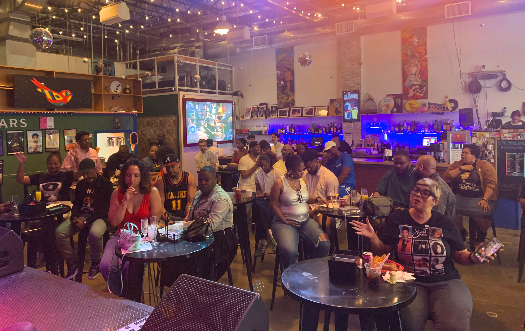 People eating at Songbyrd Music Hall in Washington, D.C.