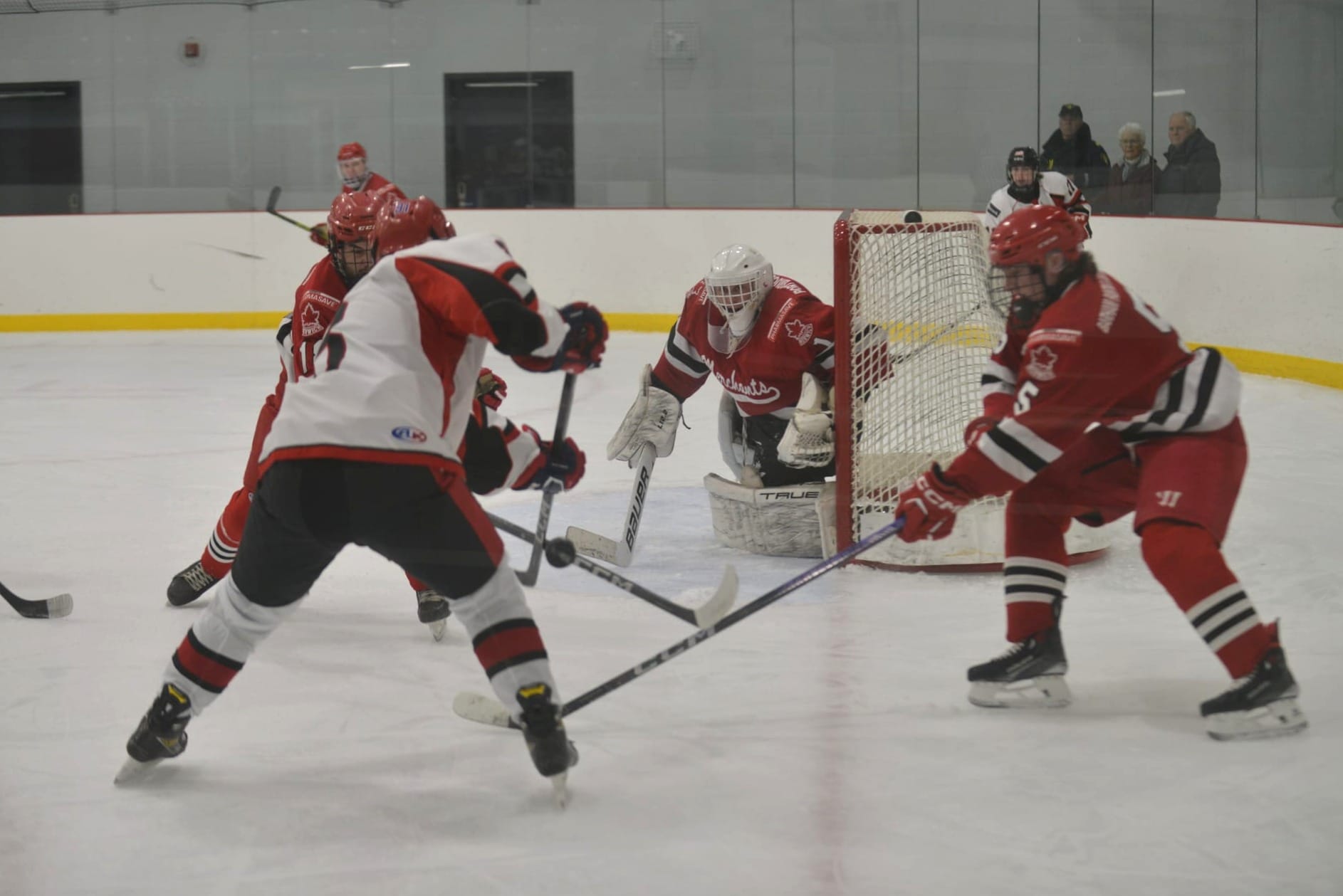 Jacks split weekend games, remain in fifth place