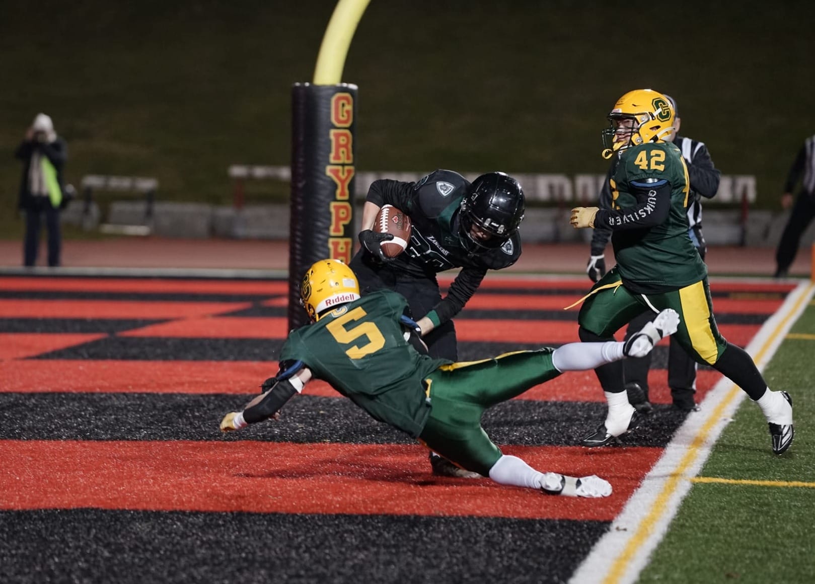 Lancers bounce back to win Independent Bowl at OFSAA football finals