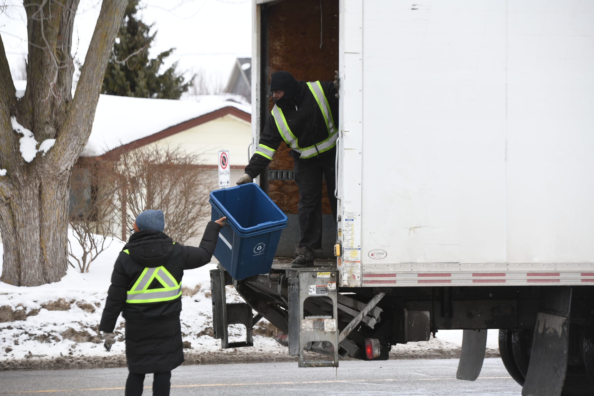 Recycling bins an example of need for plain language, group says