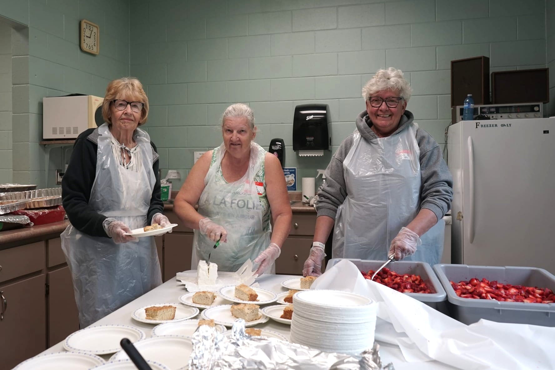 Bloomingdale brings back its strawberry social, to great community response