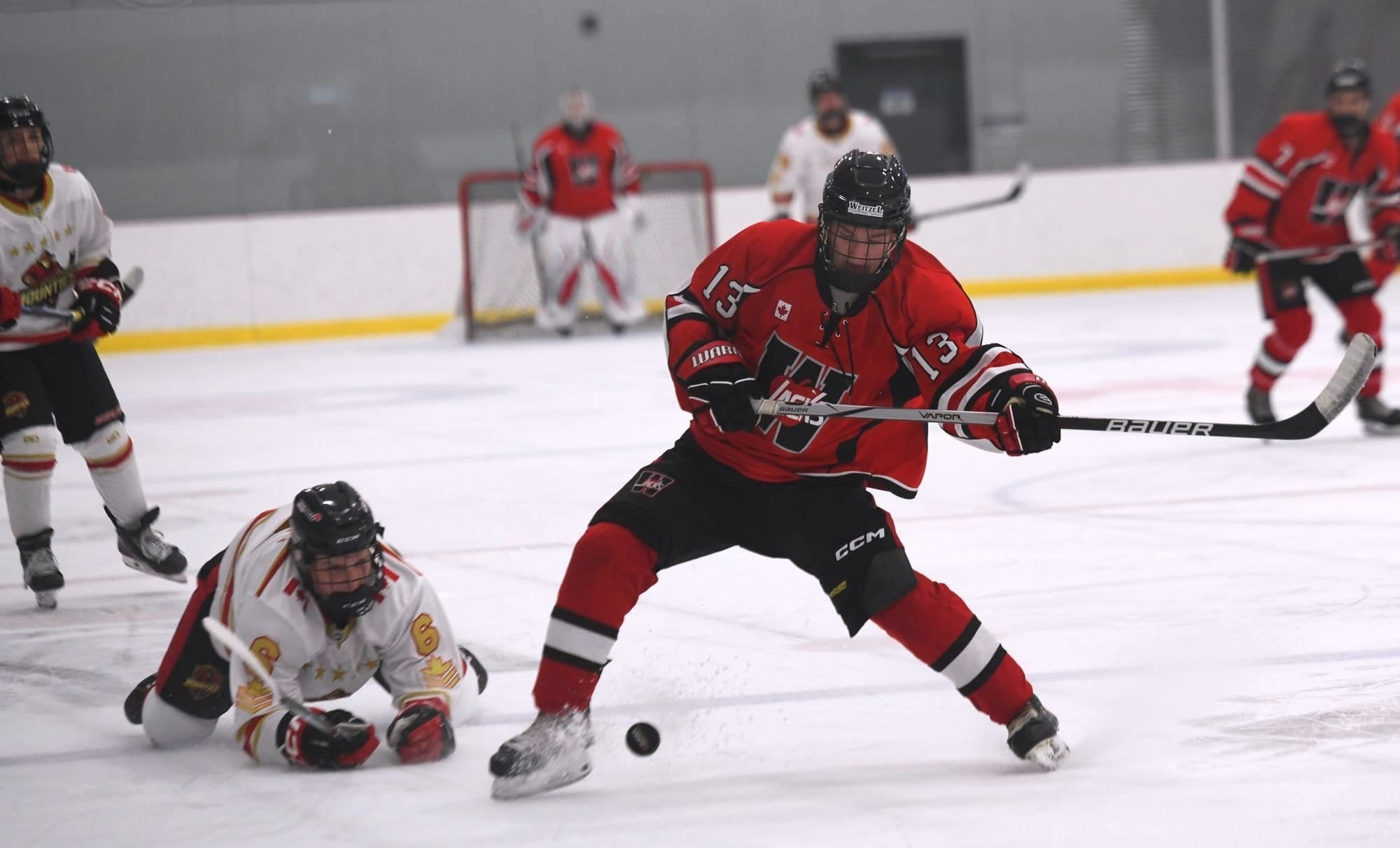 Jacks split weekend games