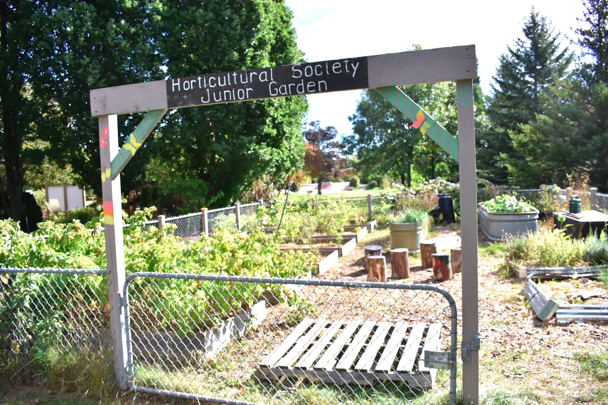 Junior Gardeners Club has two wins at OHA convention this summer