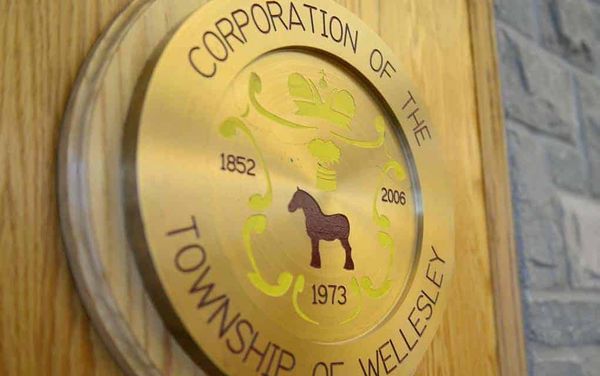 Township to begin decommissioning Wellesley arena