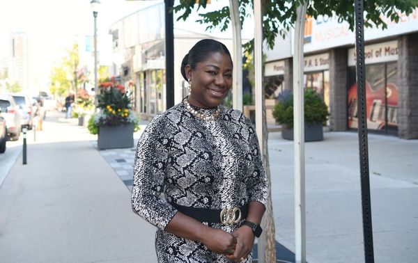 Shining a light on the Canadians who helped during the Biafran War