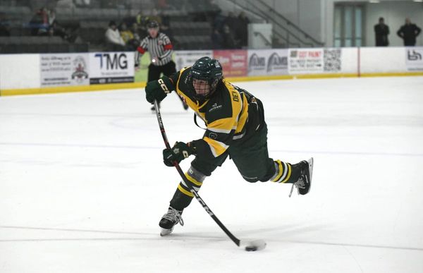 Kings take two of three to regain lead atop conference standings