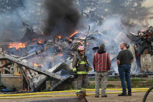 Barn levelled in early morning blaze on Three Bridges Road