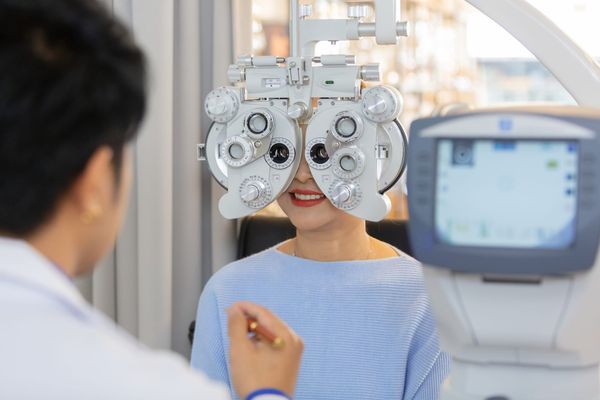 What is macular degeneration?