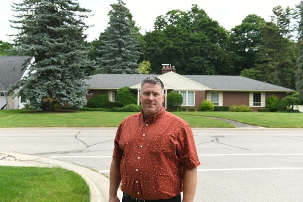 Housing prices drift down, but bidding is still a thing in local housing market