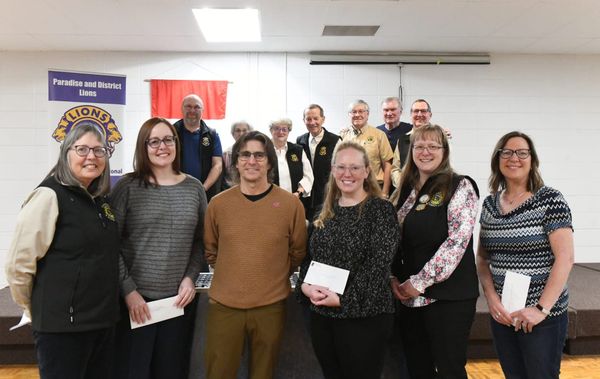 Bingo win for charities as Paradise Lions share out $15,000