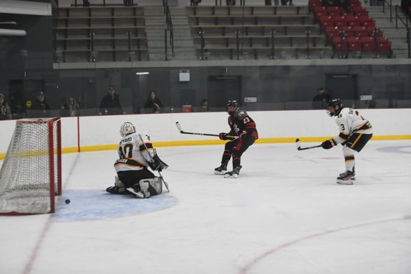 Jacks extend division lead with another pair of wins