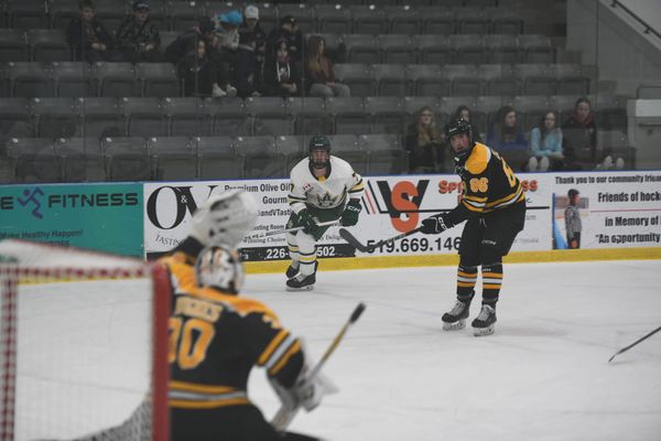 Kings settle for a split in foray into Eastern Conference