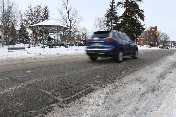 Pushing for simple repaving of Arthur Street