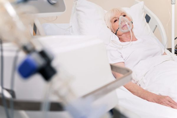 Clot buster? Surgery? What is the right treatment for stroke?