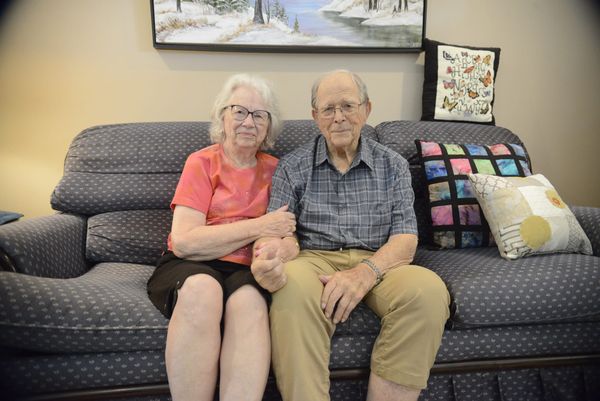 Elmira couple celebrates 70 years of marriage