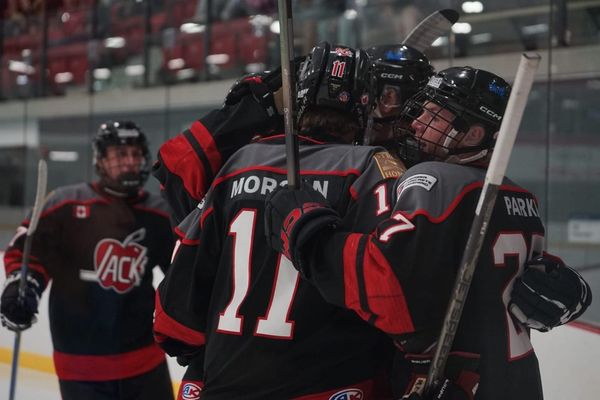 Jacks drop opener, but bounce back the following night