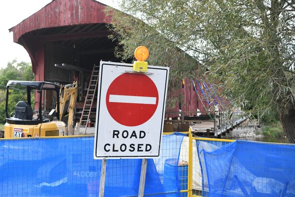 Local tourism impact from Kissing Bridge closure