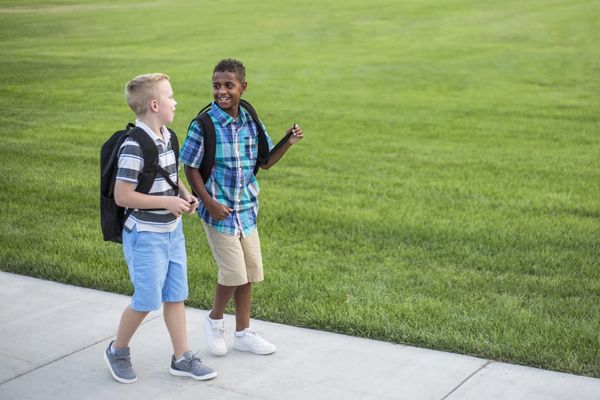 Are backpacks hurting your kids’ backs?