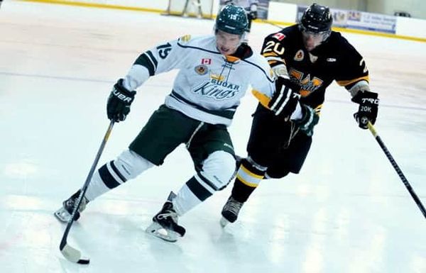 Kings bounce back to split weekend games