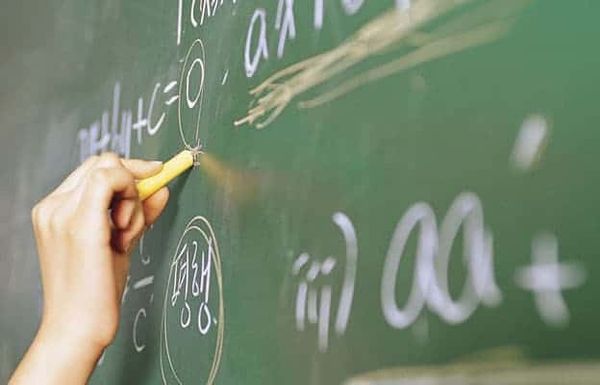 High school teachers reach tentative deal with province