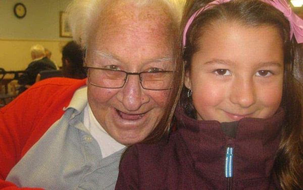 St. Boniface students visit Seniors in Maryhill