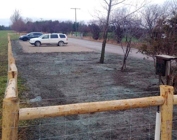 New parking lot takes cars off roadway at Floradale dam
