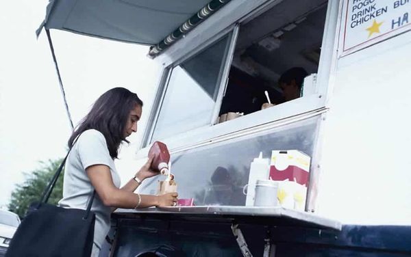 Wellesley looking for public input as it ponders controls on food truck