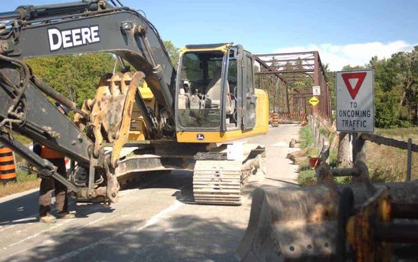 Repairs underway, Glasgow Street bridge to reopen by mid- to late-October
