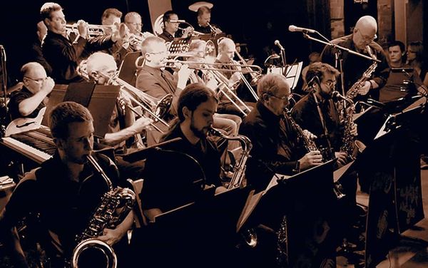 Lending a hand … and all that jazz