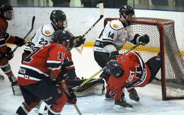 Kings split difference in weekend matchups