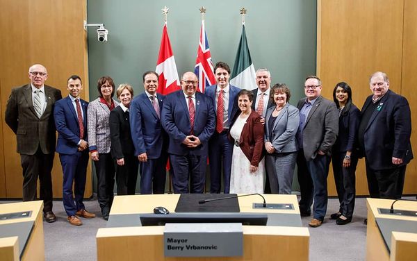 Local mayors talk issues to PM