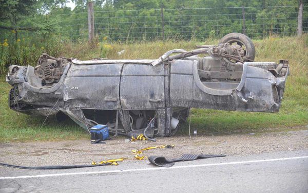 Driver killed in single-vehicle rollover near Heidelberg