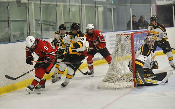 Jacks reclaim top spot in standings despite mixed week