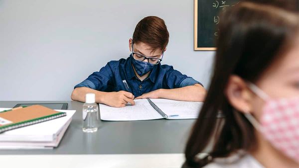 Province allows students to return to class